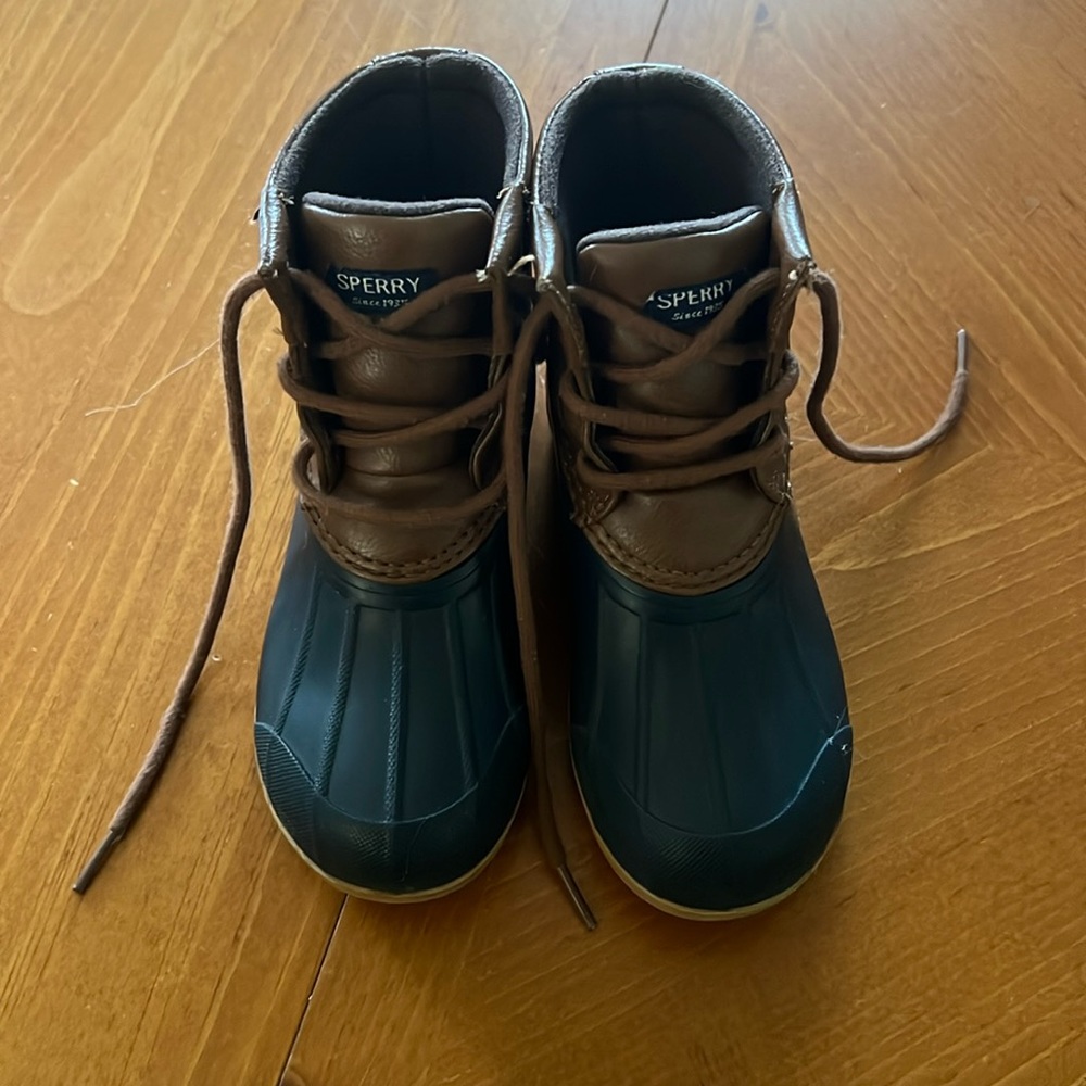 Kids Sperry Boots